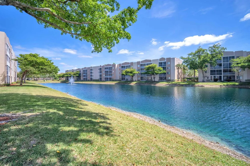 9560 Weldon Circle #J210 Tamarac, FL 33321