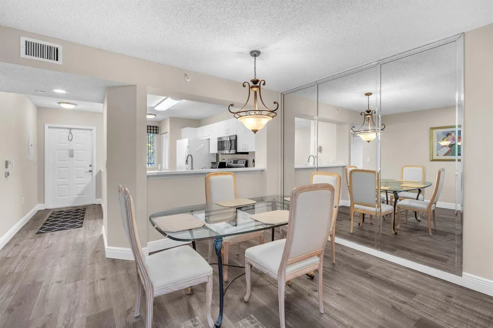 9560 Weldon Circle #J210 Tamarac, FL 33321