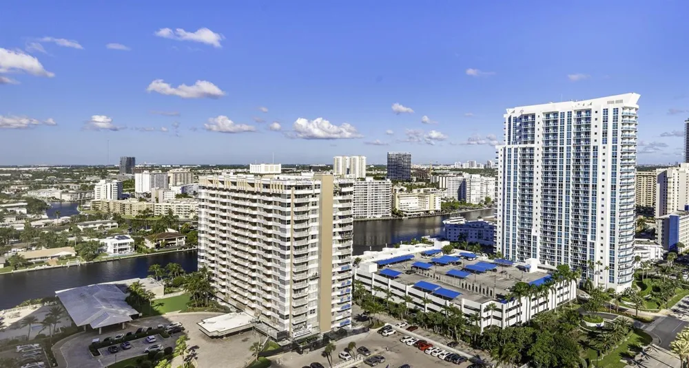 1980 S OCEAN DRIVE #22P Hallandale Beach, FL 33009