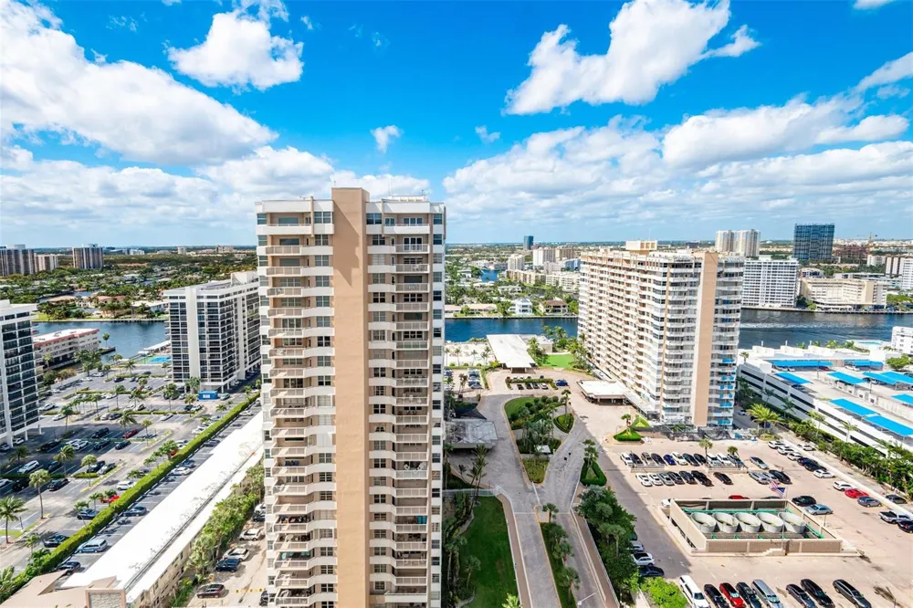 1980 S OCEAN DRIVE #22P Hallandale Beach, FL 33009