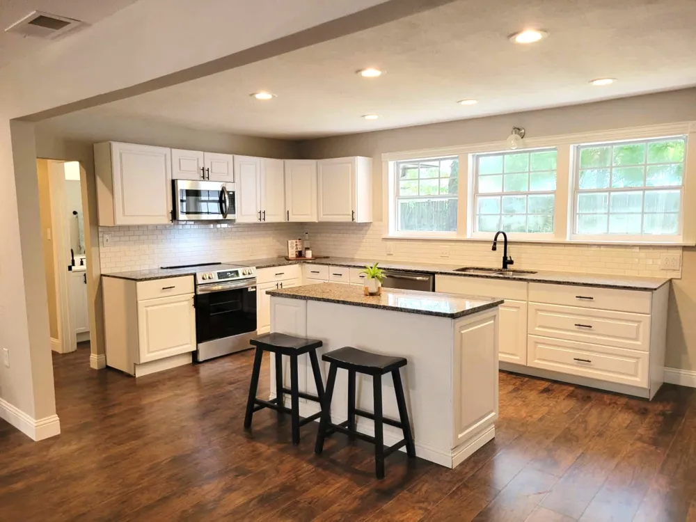 103 W Cayuga Drive Athens, TX 75751