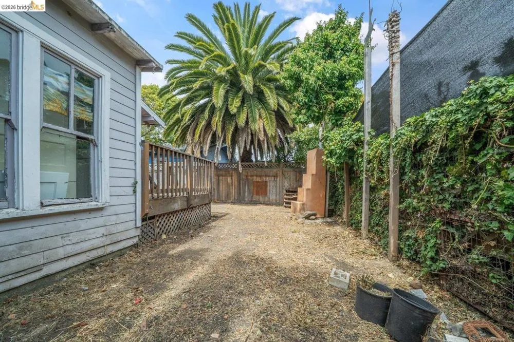 1645 9th Berkeley, CA 94710