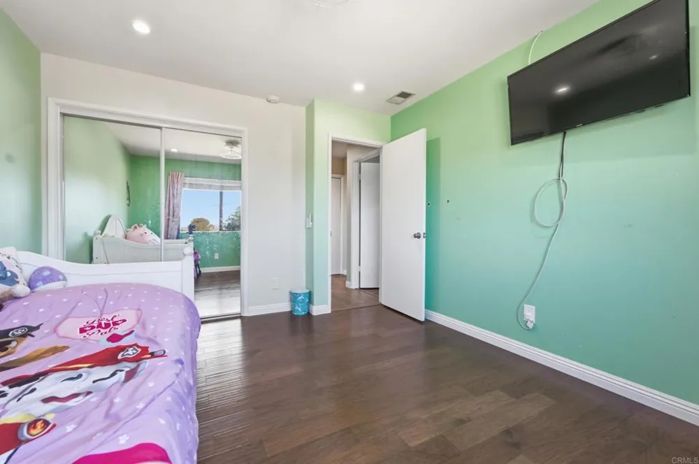 15349 Highland Valley Road Escondido, CA 92025