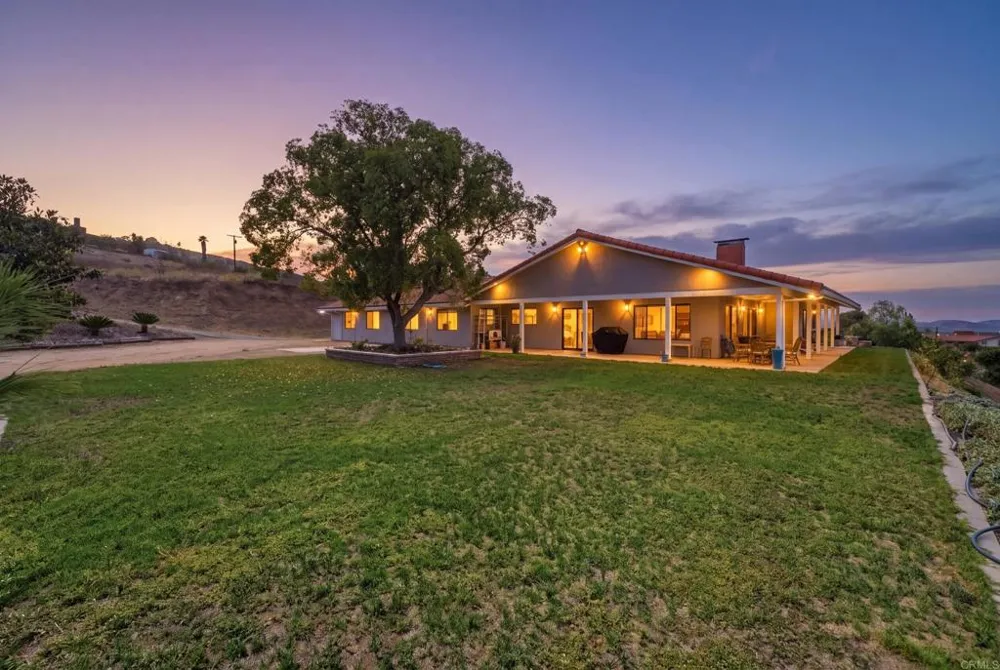 15349 Highland Valley Road Escondido, CA 92025