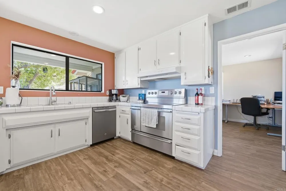 15349 Highland Valley Road Escondido, CA 92025
