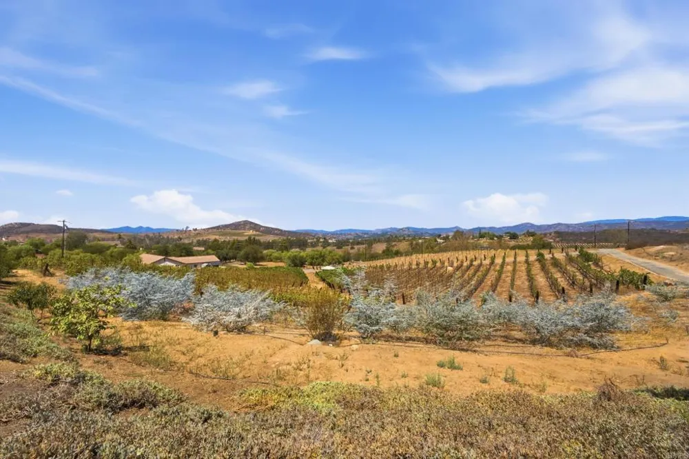 15349 Highland Valley Road Escondido, CA 92025