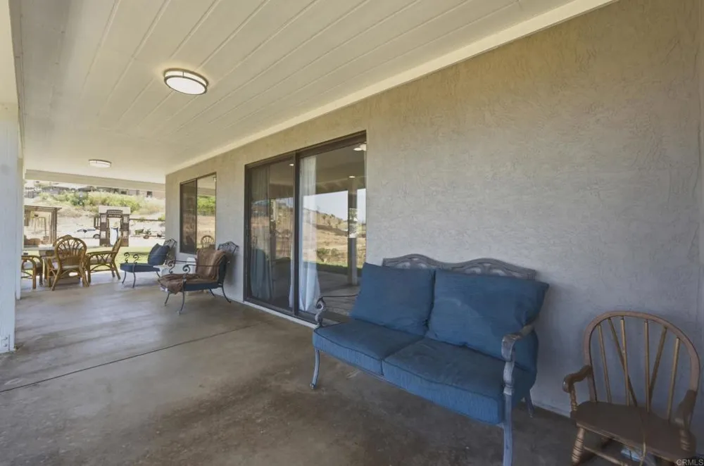 15349 Highland Valley Road Escondido, CA 92025