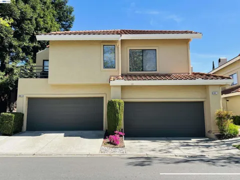 3089 Lakemont Dr