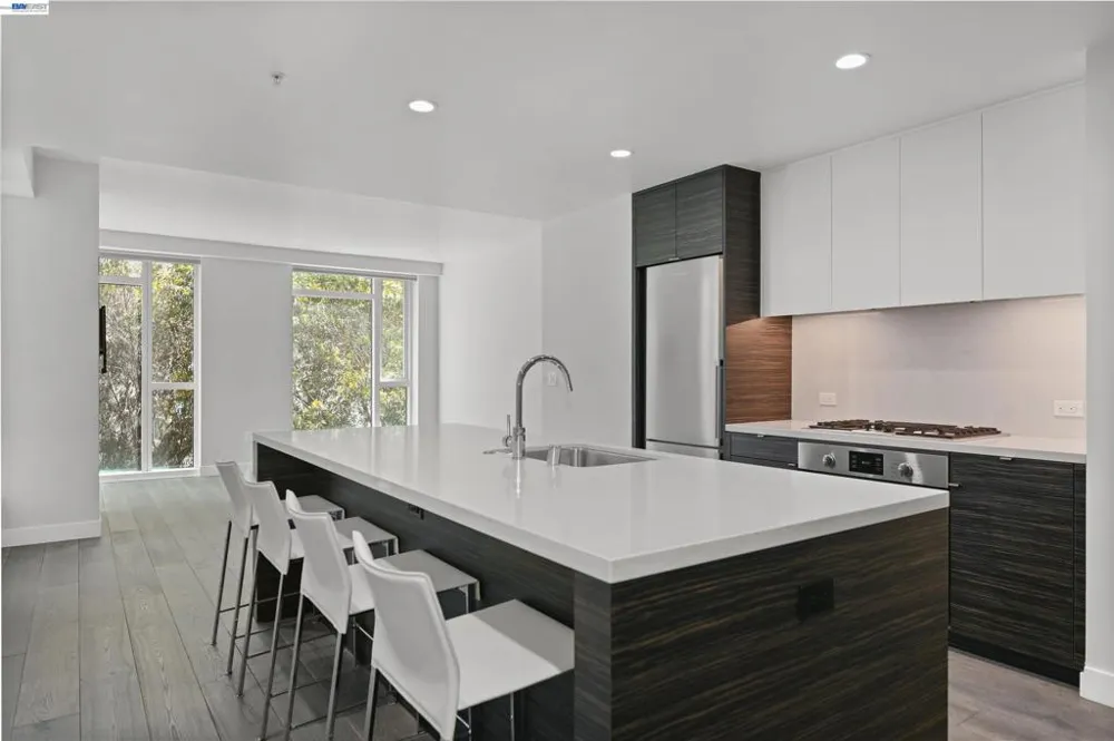 1688 Pine St #W506 San Francisco, CA 94109