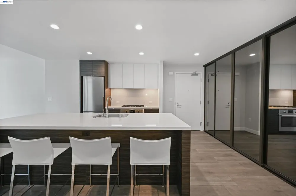 1688 Pine St #W506 San Francisco, CA 94109