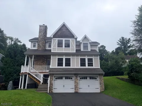 13 Springbrook Trl