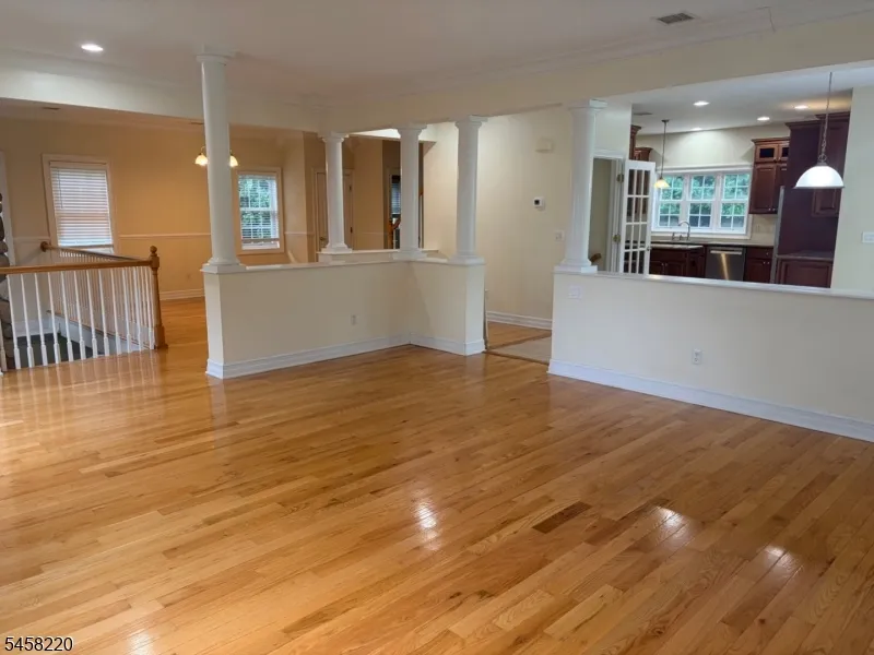 13 Springbrook Trl Sparta, NJ 07871