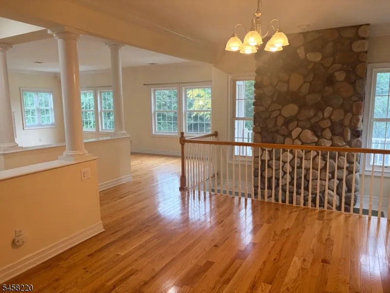 13 Springbrook Trl Sparta, NJ 07871