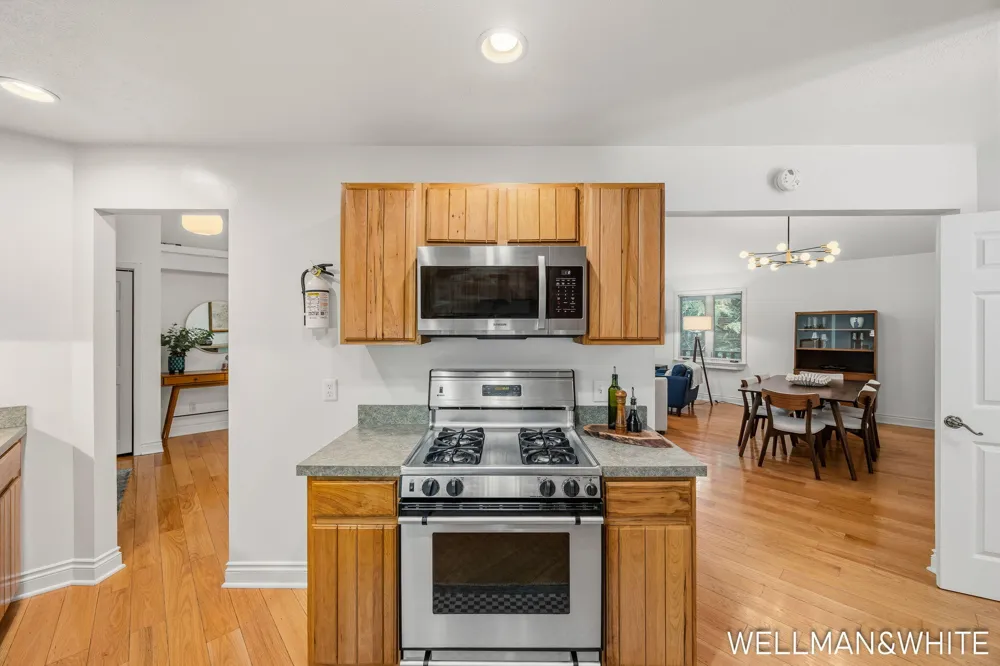 2675 Chestnut Lane Fennville, MI 49408