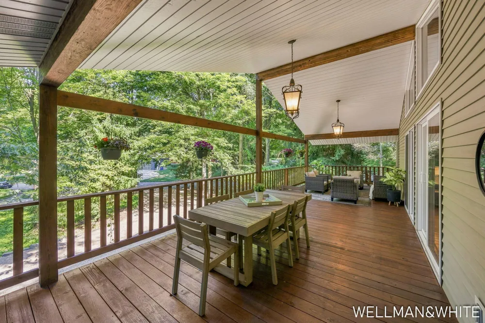 2675 Chestnut Lane Fennville, MI 49408