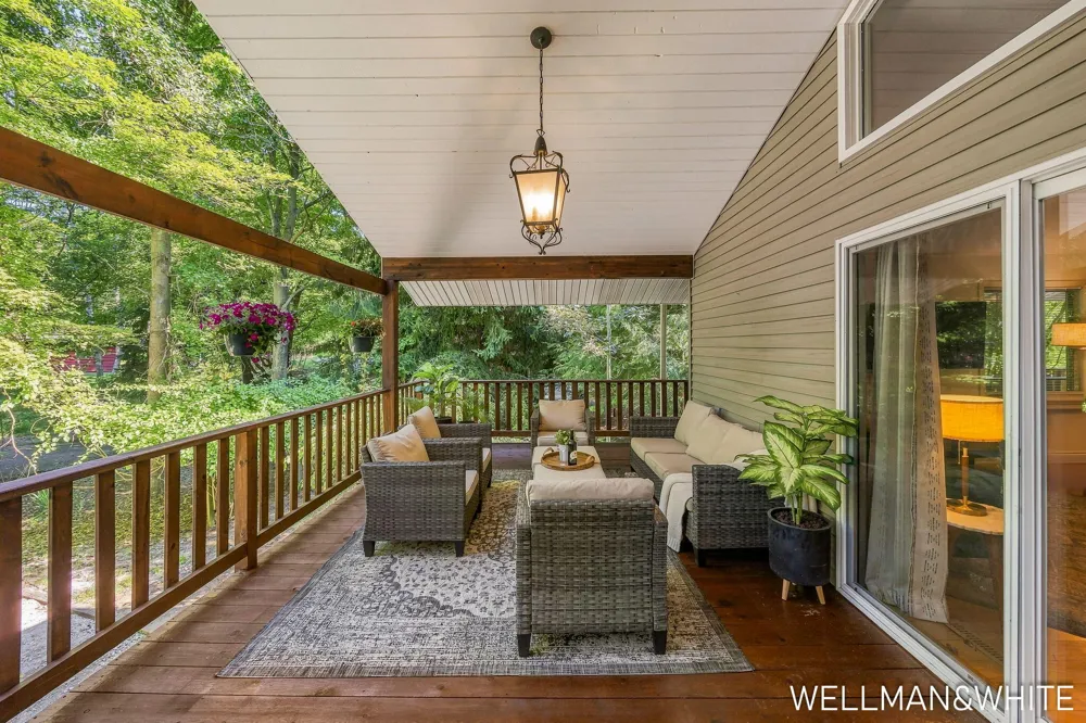 2675 Chestnut Lane Fennville, MI 49408