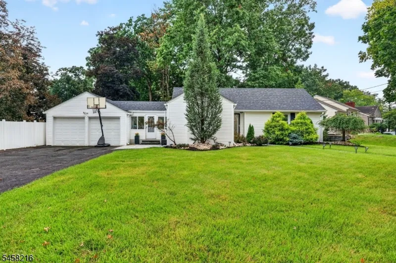 943 Sherman Ave Plainfield City, NJ 07063