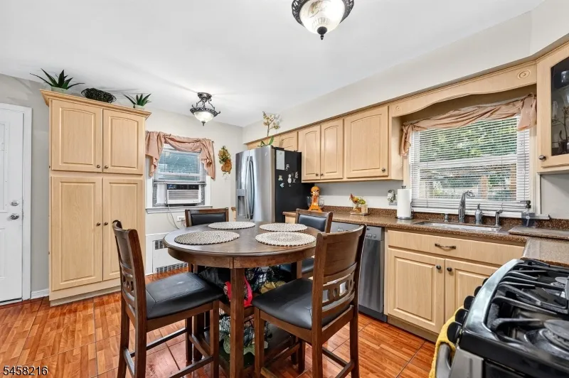 943 Sherman Ave Plainfield City, NJ 07063