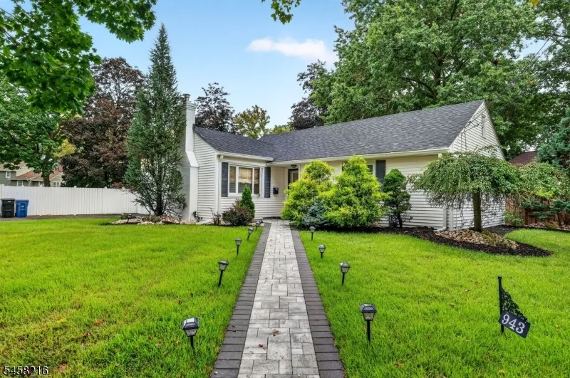 943 Sherman Ave Plainfield City, NJ 07063