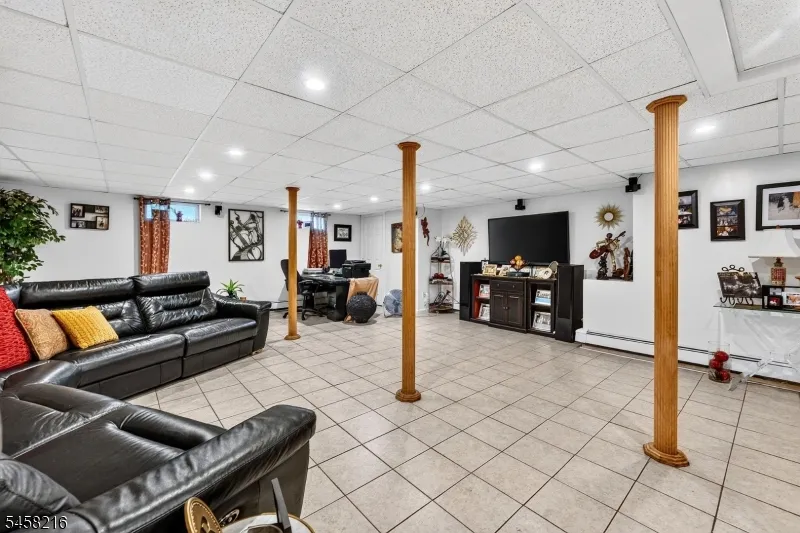 943 Sherman Ave Plainfield City, NJ 07063