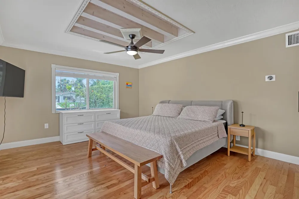 2100 NE 30th Court Lighthouse Point, FL 33064