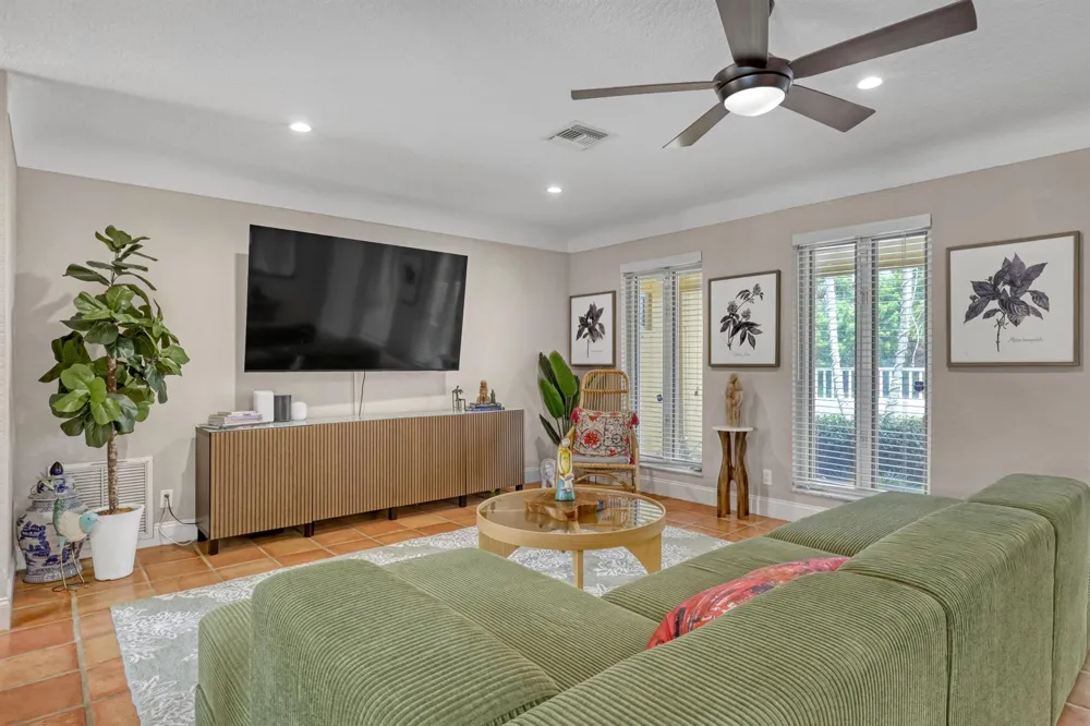 2100 NE 30th Court Lighthouse Point, FL 33064