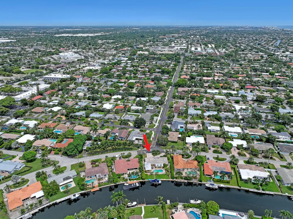 2100 NE 30th Court Lighthouse Point, FL 33064