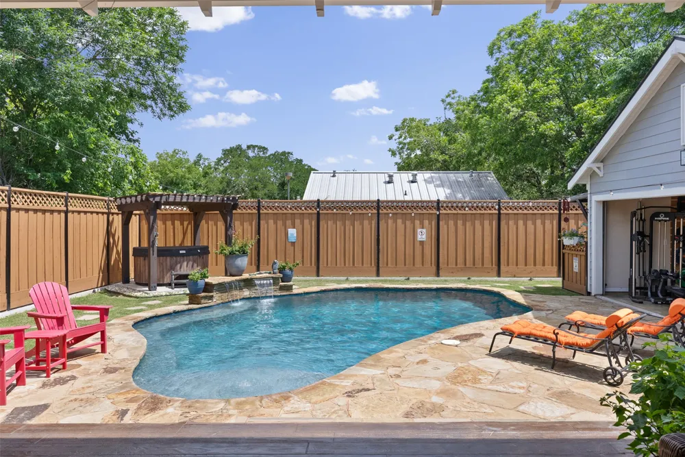 601 W 17th Street Georgetown, TX 78626