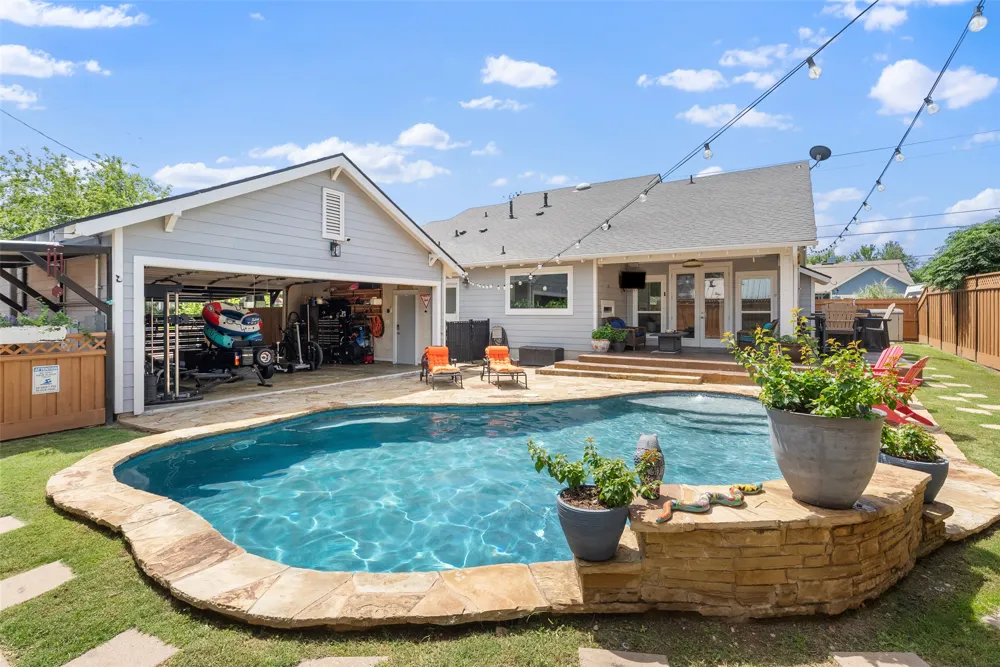 601 W 17th Street Georgetown, TX 78626
