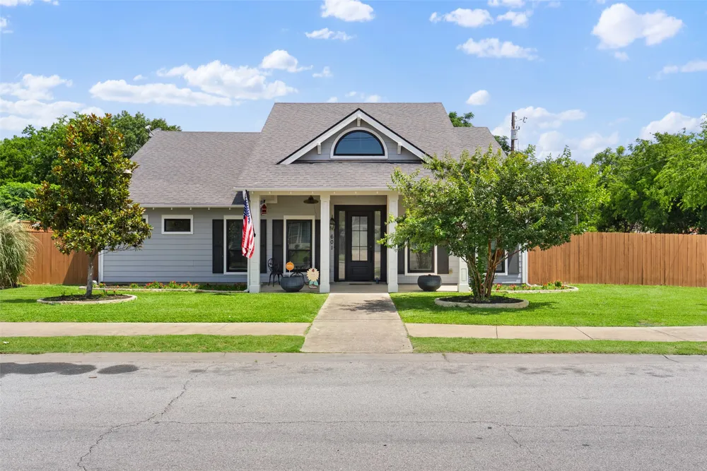601 W 17th Street Georgetown, TX 78626