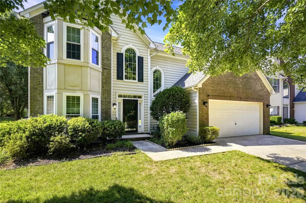 5477 Cambridge Bay Drive Charlotte, NC 28269