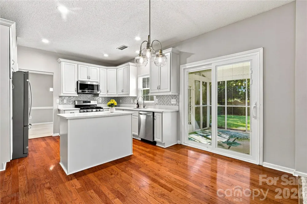 5477 Cambridge Bay Drive Charlotte, NC 28269