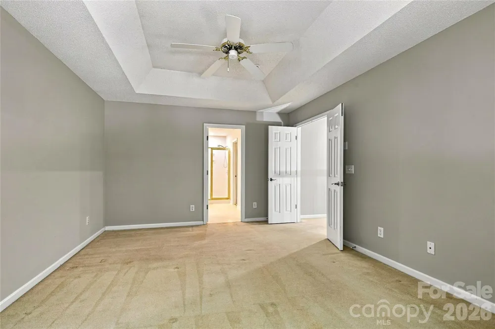 5477 Cambridge Bay Drive Charlotte, NC 28269