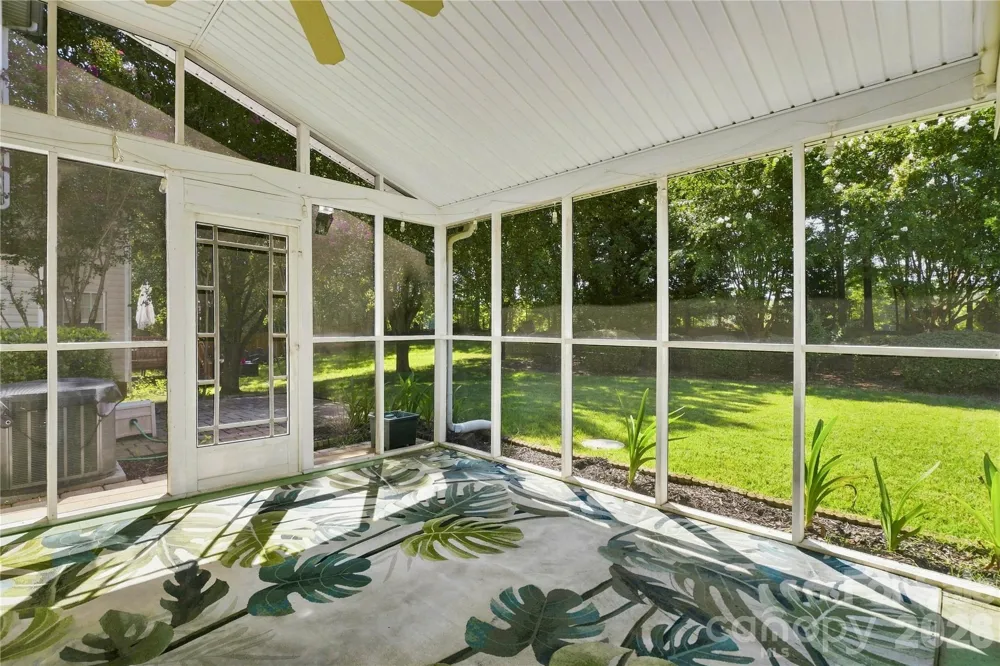 5477 Cambridge Bay Drive Charlotte, NC 28269