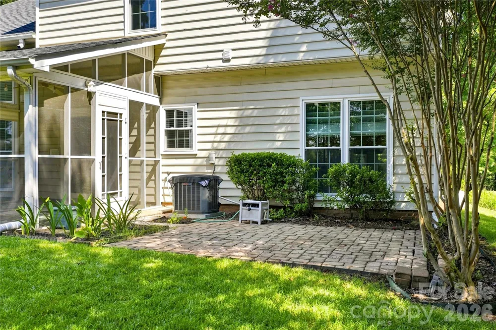 5477 Cambridge Bay Drive Charlotte, NC 28269