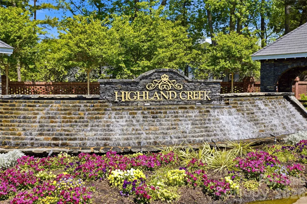 5477 Cambridge Bay Drive Charlotte, NC 28269