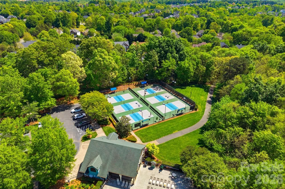 5477 Cambridge Bay Drive Charlotte, NC 28269