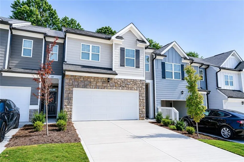 24 Berryville Dr Dawsonville, GA 30534