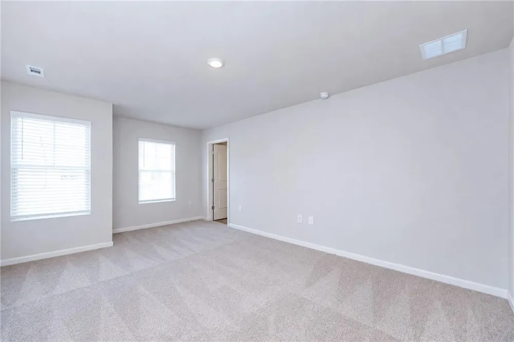 24 Berryville Dr Dawsonville, GA 30534