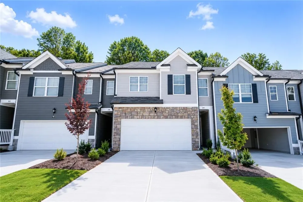 24 Berryville Dr Dawsonville, GA 30534
