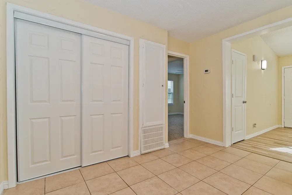 504 Circleview Drive Mansfield, TX 76063