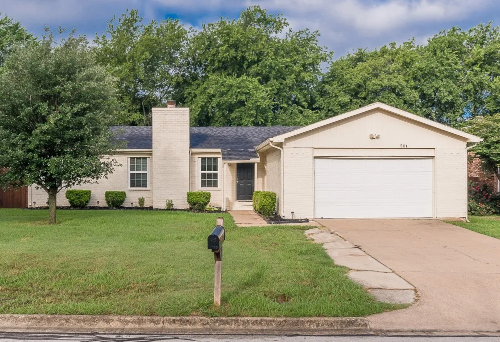 504 Circleview Drive Mansfield, TX 76063