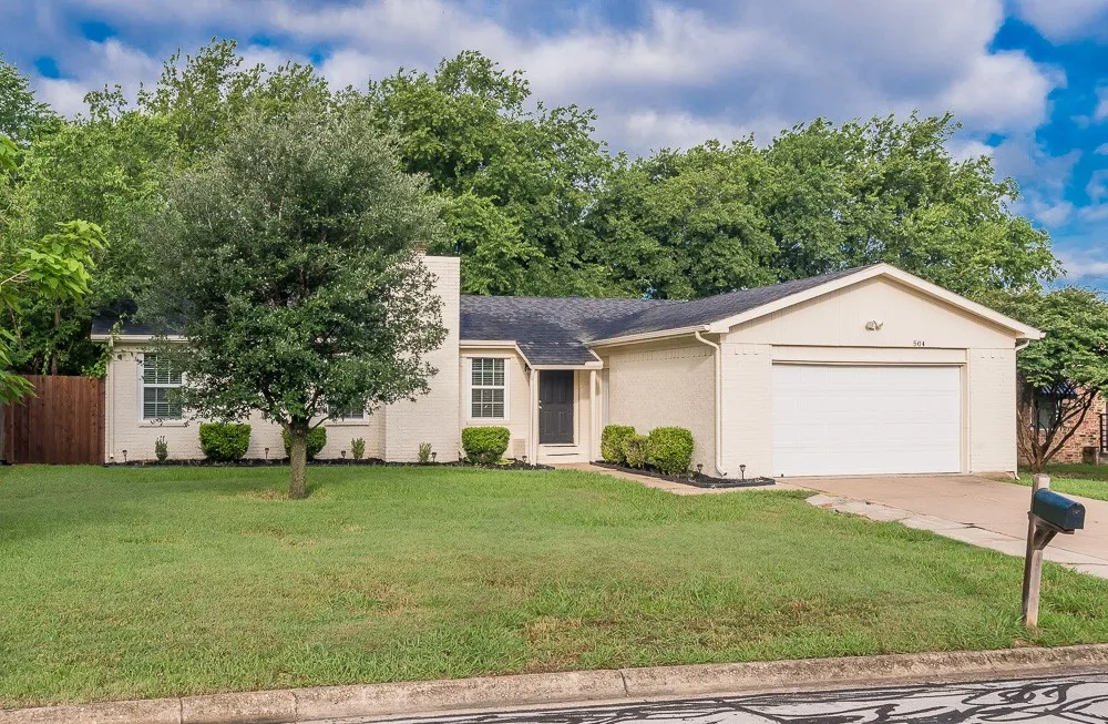 504 Circleview Drive Mansfield, TX 76063