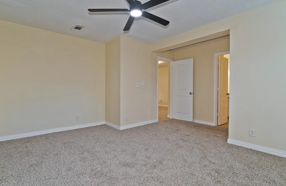 504 Circleview Drive Mansfield, TX 76063