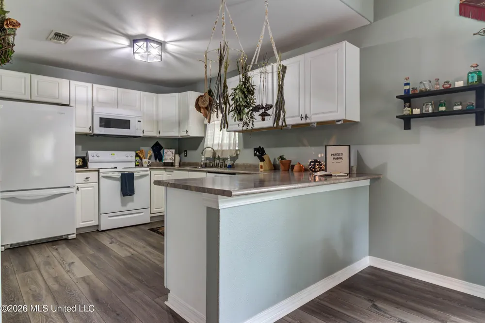 2007 45th Avenue Gulfport, MS 39501