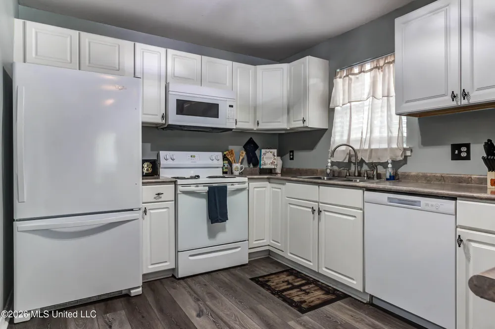 2007 45th Avenue Gulfport, MS 39501