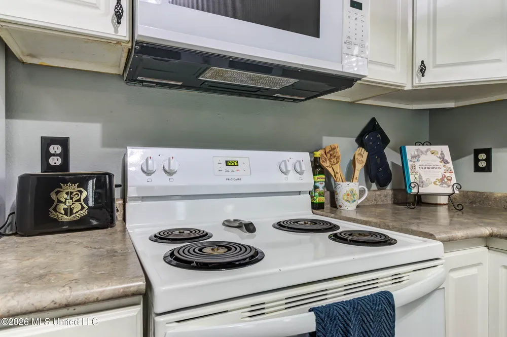 2007 45th Avenue Gulfport, MS 39501