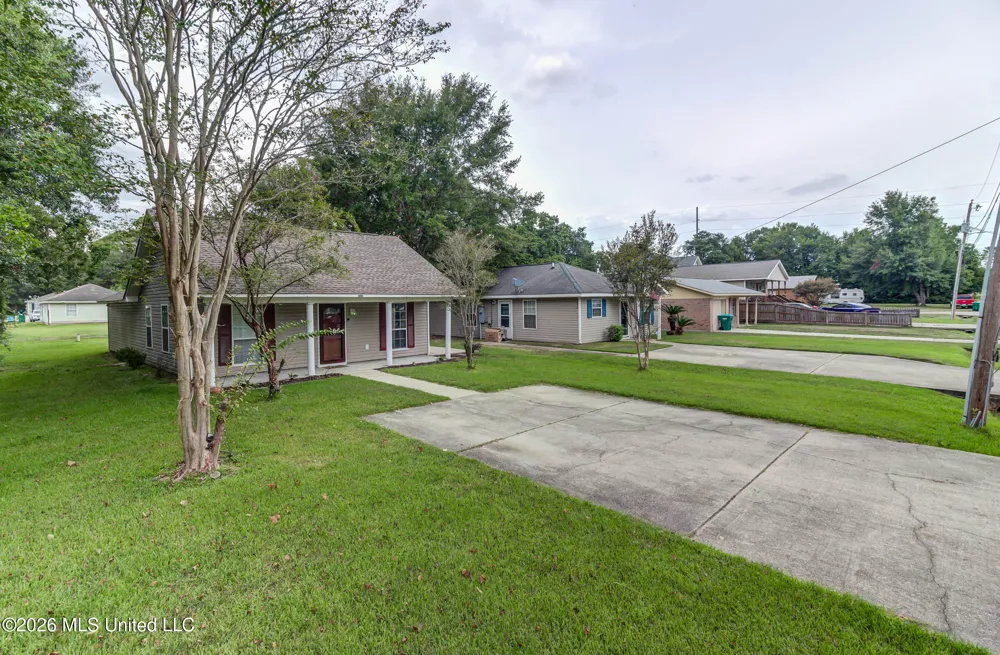 2007 45th Avenue Gulfport, MS 39501