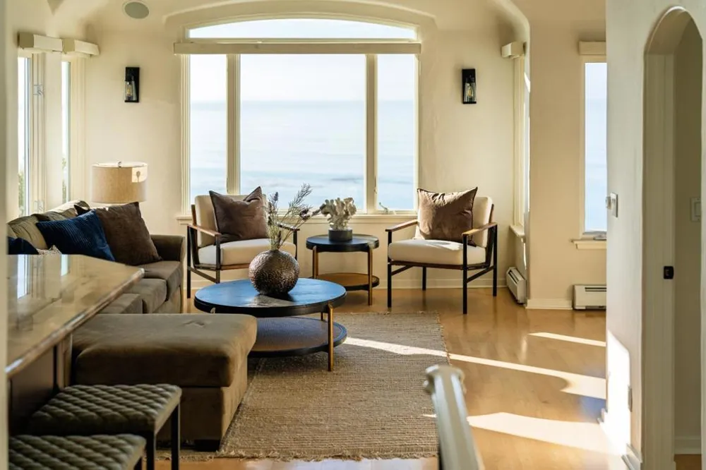 304 Grand Avenue Capitola, CA 95010