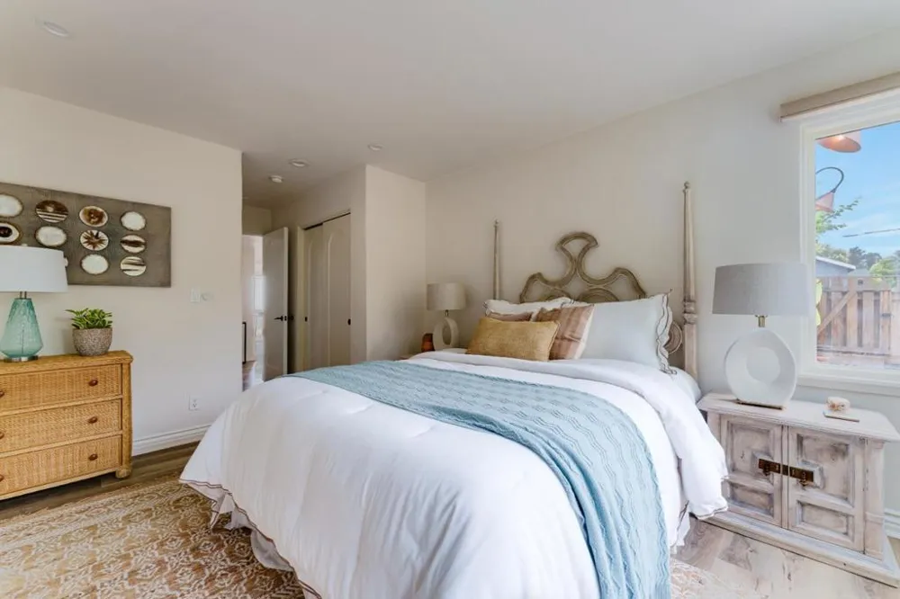 304 Grand Avenue Capitola, CA 95010